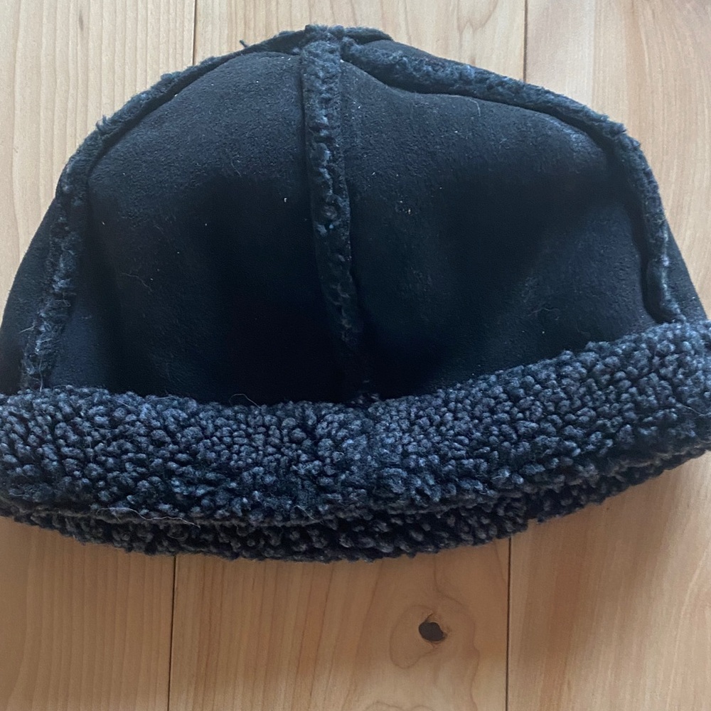 L.L. Bean Black Fleece-Lined Hat